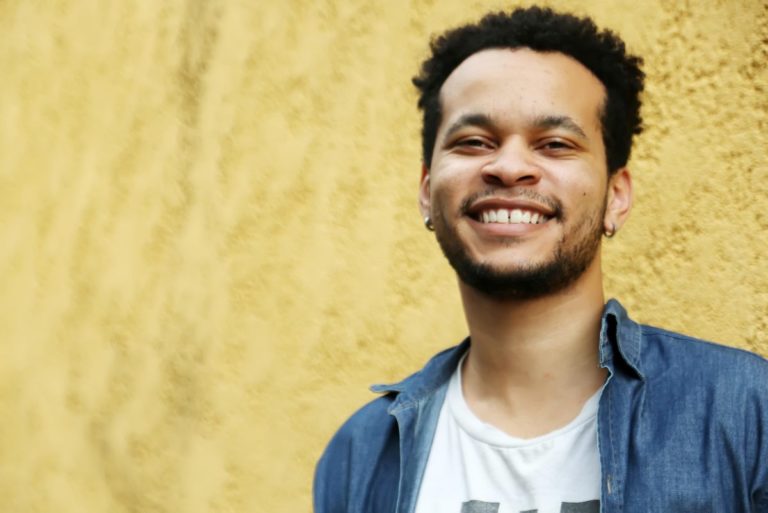 Veredas Produções - Gravação Veredas TV com Estevan Barbosa, selecionado no edital da Série BH Instrumental categoria Novos talentos. Estevan gravou com Nathan Morais, baixo e Jackson Ganga, sax.  Estúdio Leo Pires, Belo Horizonte MG. 14/05/2019. © Copyright Élcio Paraíso/Bendita  Conteúdo & Imagem | Todos os direitos reservados | All rights reserved